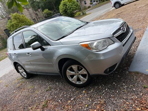 Used 2014 Subaru Forester 2.5i Limited image 2