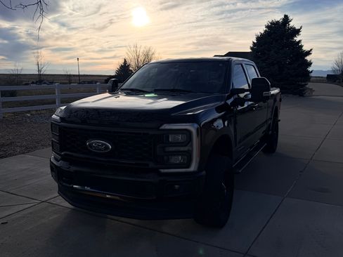 Used 2023 Ford F250 Lariat w/ Lariat Ultimate Package image 9