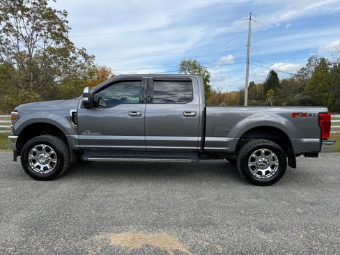 Used 2021 Ford F250 Lariat w/ Lariat Ultimate Package image 1