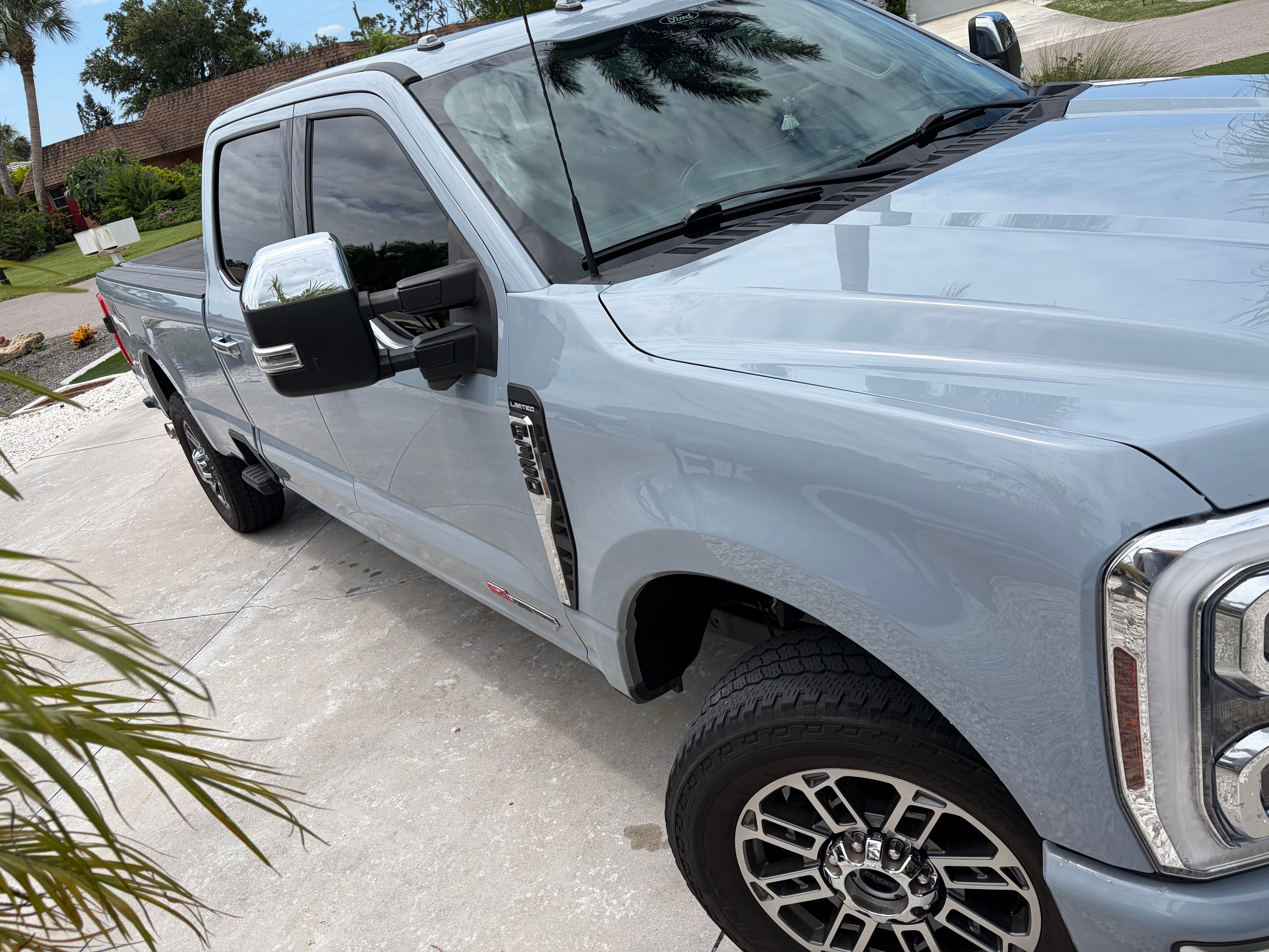 Used 2024 Ford F350 Limited w/ FX4 Off-Road Package AWD/4WD image 2