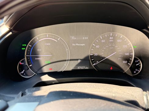 Used 2019 Lexus RX 450h AWD w/ Navigation Package image 15