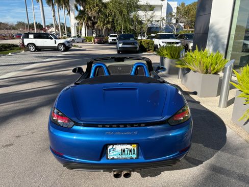 Used 2017 Porsche 718 Boxster S image 4