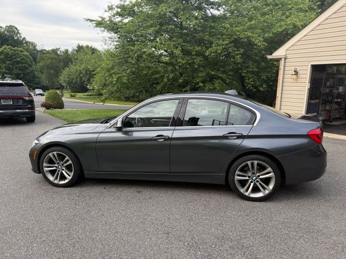 Used 2016 BMW 328i xDrive Sedan AWD/4WD image 4