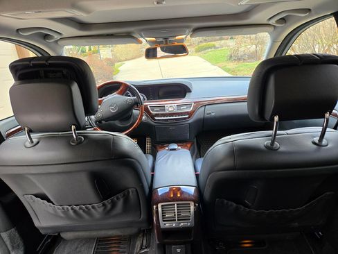 Used 2012 Mercedes-Benz S 550 4MATIC image 11