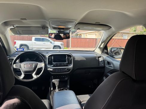 Used 2019 GMC Canyon SLE w/ Driver Alert Package image 6