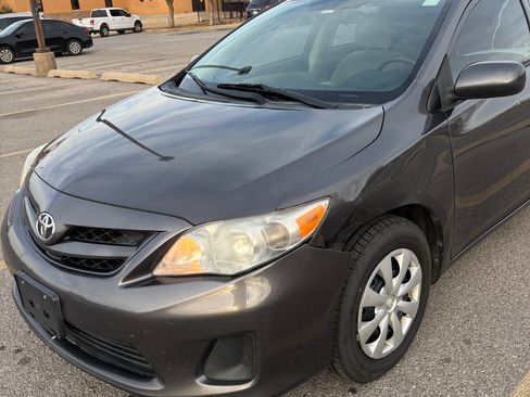 Used 2013 Toyota Corolla L image 2