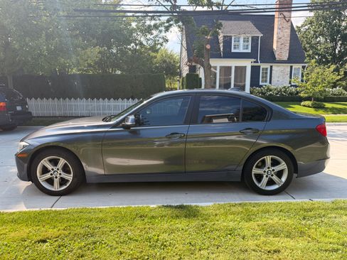Used 2014 BMW 328i xDrive Sedan AWD/4WD image 4