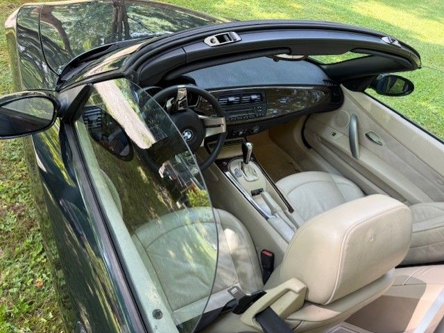 Used 2007 BMW Z4 3.0i RWD image 6