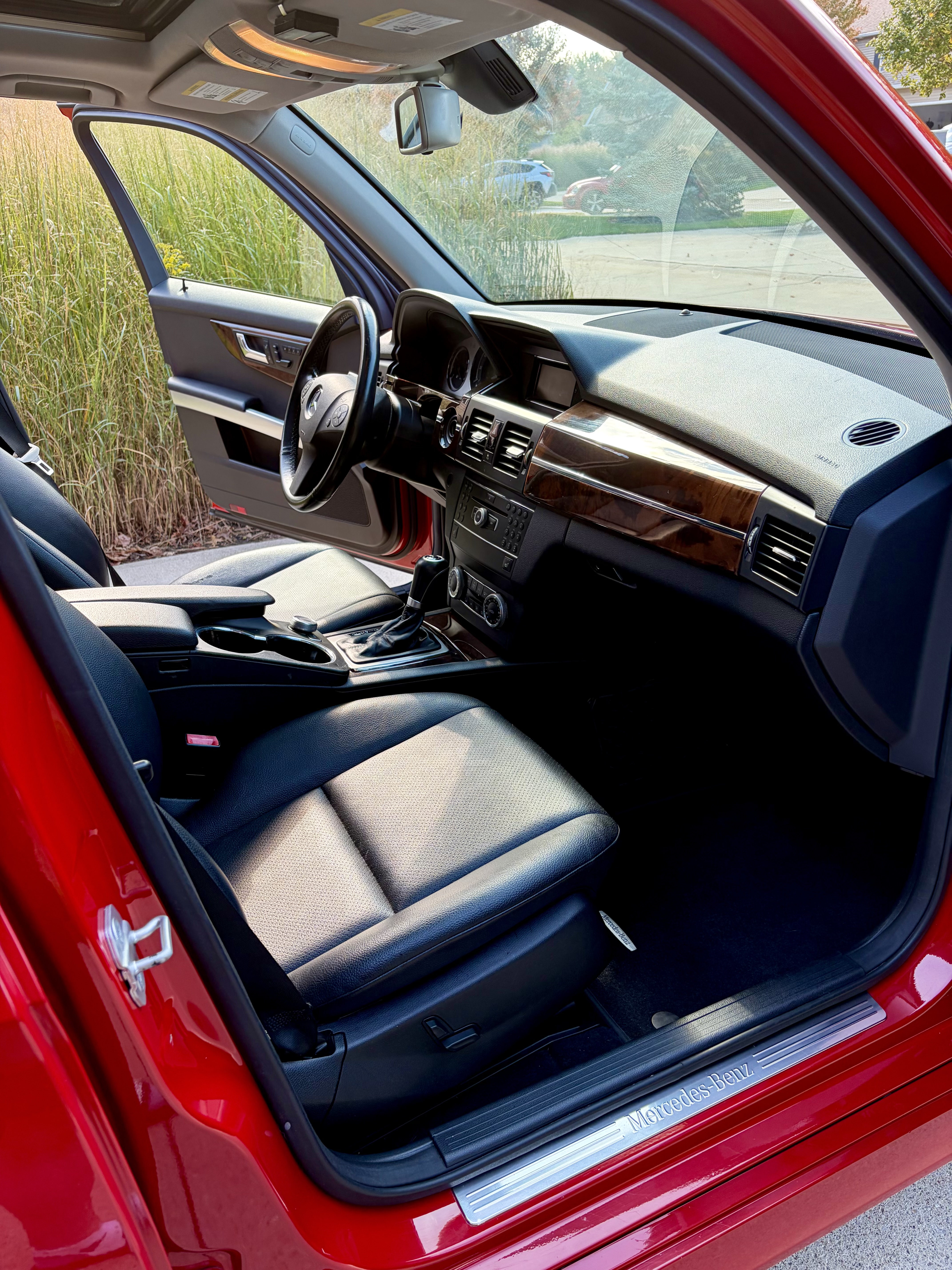 Used 2011 Mercedes-Benz GLK 350 4MATIC image 23