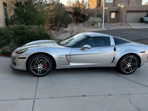 Used 2007 Chevrolet Corvette Z06 image 2