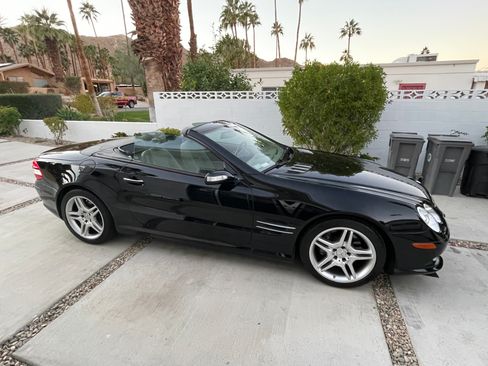 Used 2007 Mercedes-Benz SL 550 image 2