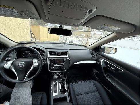 Used 2016 Nissan Altima 2.5 S w/ Power Driver Seat Package image 4