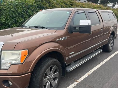 Used 2011 Ford F150 Platinum w/ Max Trailer Tow Pkg AWD/4WD image 1
