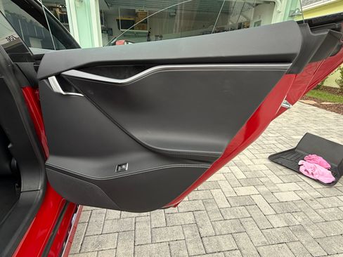 Used 2021 Tesla Model S Long Range Plus image 17