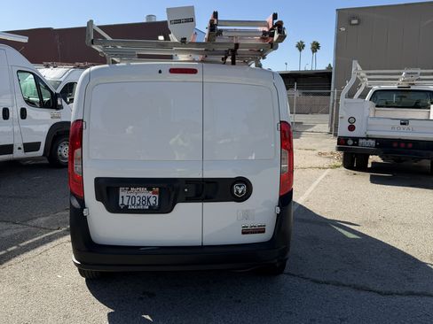 Used 2021 RAM ProMaster City Tradesman image 5