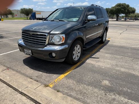 Used 2007 Chrysler Aspen Limited w/ Trailer Tow Group RWD image 5