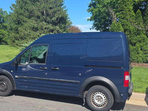 Used 2012 Ford Transit Connect XL FWD image 1