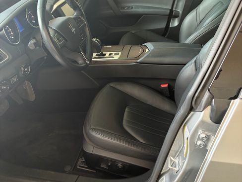 Used 2014 Maserati Ghibli S Q4 AWD/4WD image 2