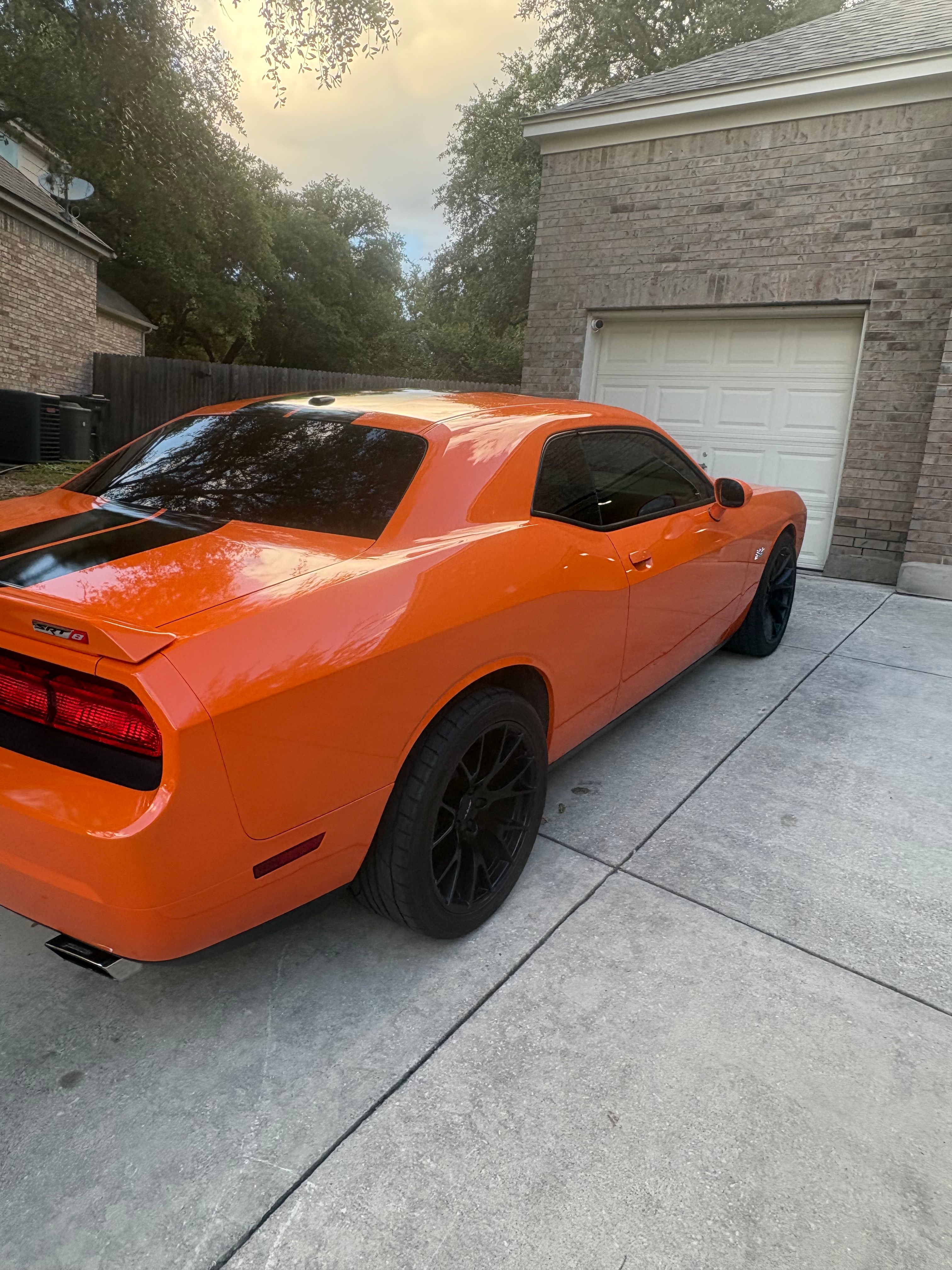 Used 2012 Dodge Challenger SRT8 w/ Premium Sound Group RWD image 5