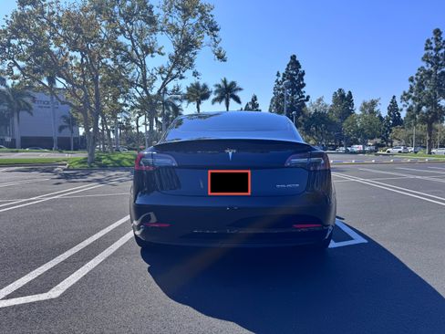 Used 2023 Tesla Model 3 Performance image 8