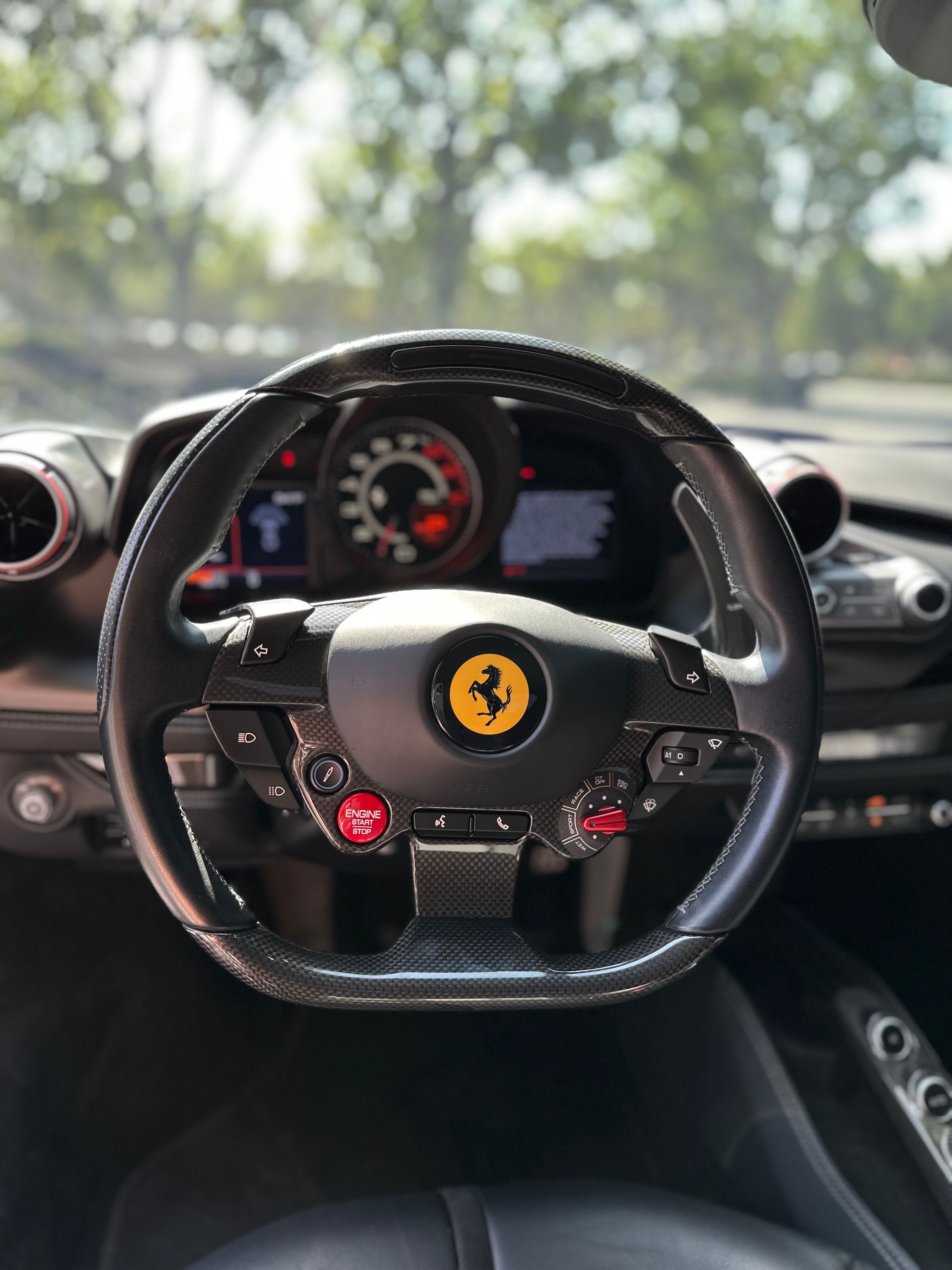 Used 2020 Ferrari F8 Tributo RWD image 15