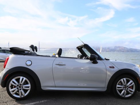 Used 2021 MINI Cooper John Cooper Works w/ 6.5" Touchscreen Package image 4