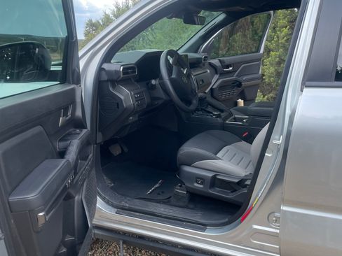 Used 2024 Toyota Tacoma TRD Off-Road AWD/4WD image 16