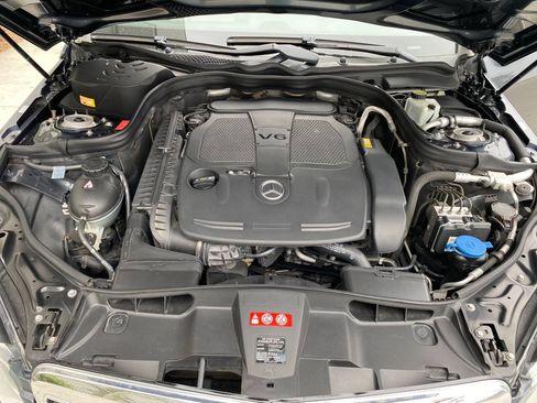 Used 2013 Mercedes-Benz E 350 Sedan image 17