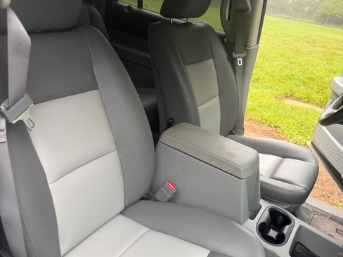 Used 2007 Dodge Durango SLT w/ Interior Convenience Group RWD image 16