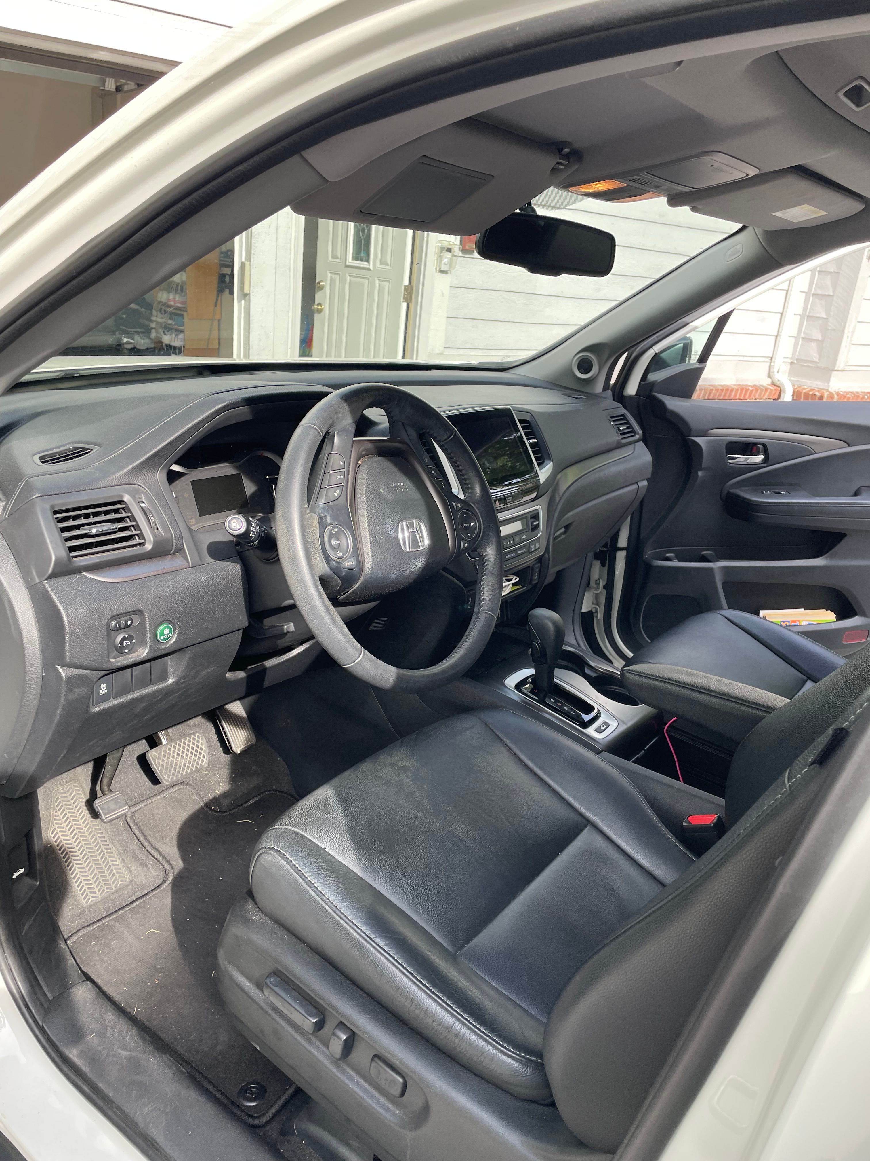 Used 2017 Honda Pilot EX-L image 4