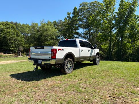 Used 2021 Ford F250 King Ranch w/ King Ranch Ultimate Package AWD/4WD image 6