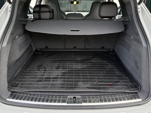 Used 2022 Porsche Cayenne E-Hybrid image 27