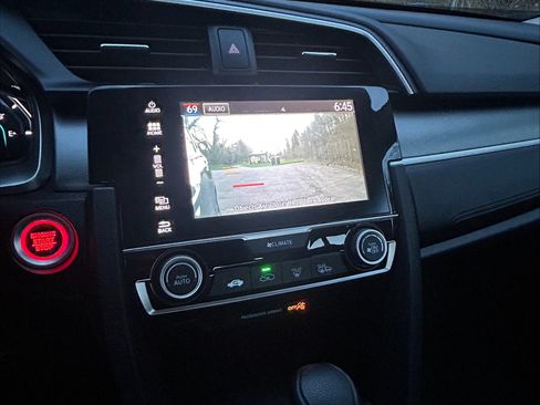 Used 2018 Honda Civic EX image 12