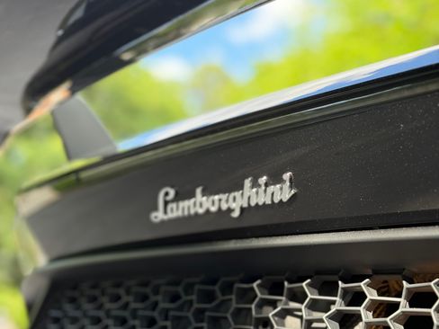 Used 2016 Lamborghini Huracan LP 580-2 image 10