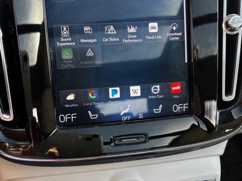 Used 2019 Volvo XC40 T5 Inscription image 8