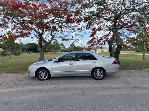Used 2006 Honda Accord EX-L image 5