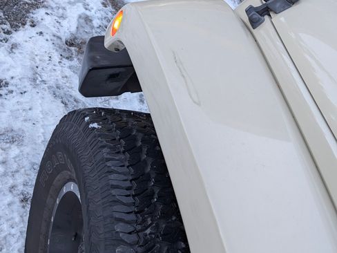 Used 2011 Jeep Wrangler Unlimited Sahara w/ Connectivity Group image 16