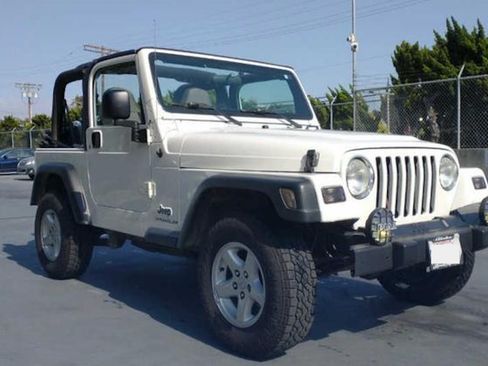 Used 2003 Jeep Wrangler X AWD/4WD image 12