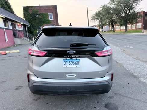 Used 2023 Ford Edge SE AWD/4WD image 9