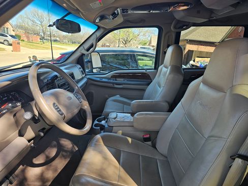 Used 2002 Ford Excursion Limited image 17