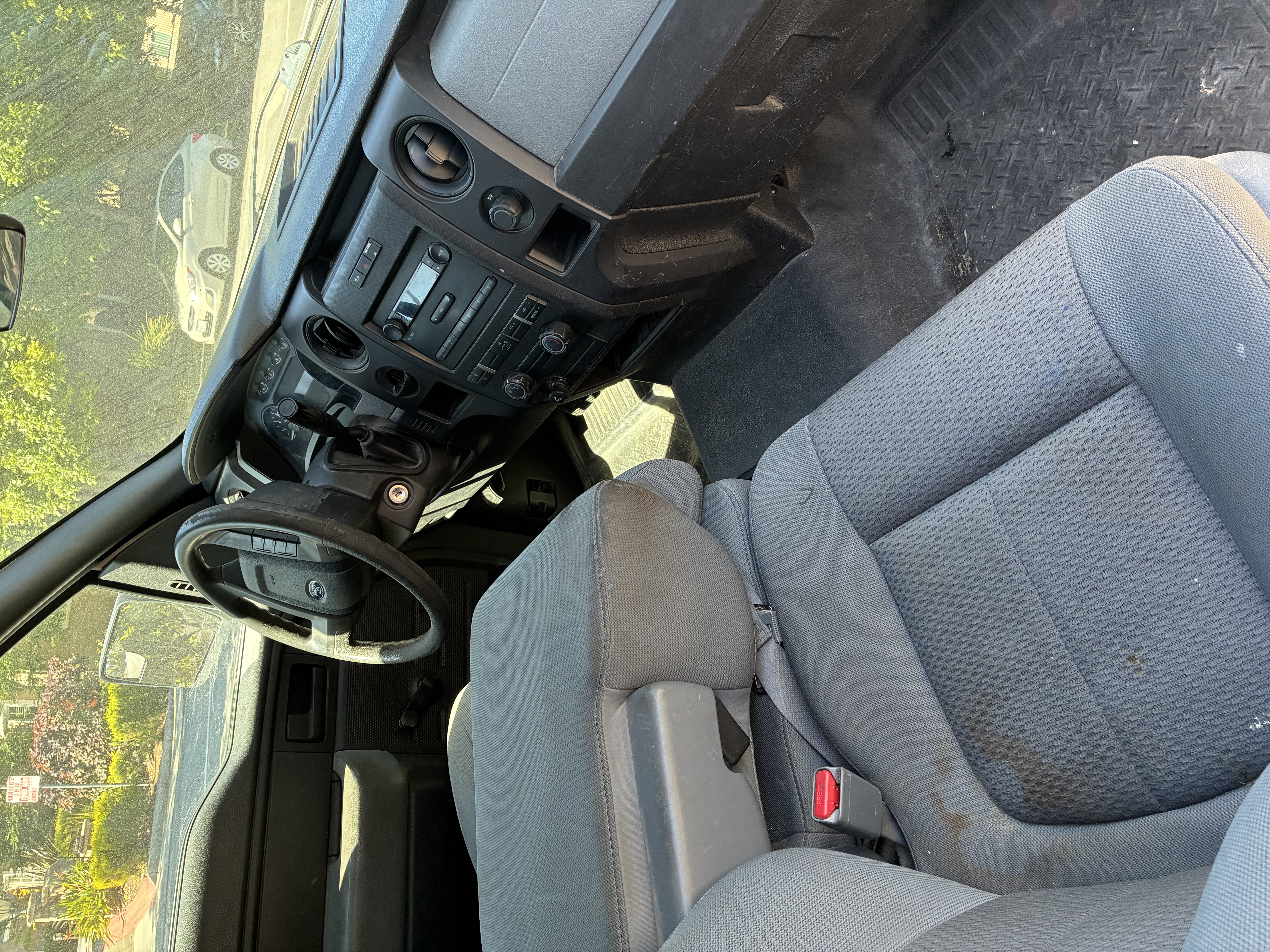 Used 2011 Ford F150 XL w/ XL Decor Group RWD image 7