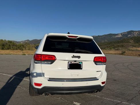 Used 2014 Jeep Grand Cherokee Limited RWD image 4