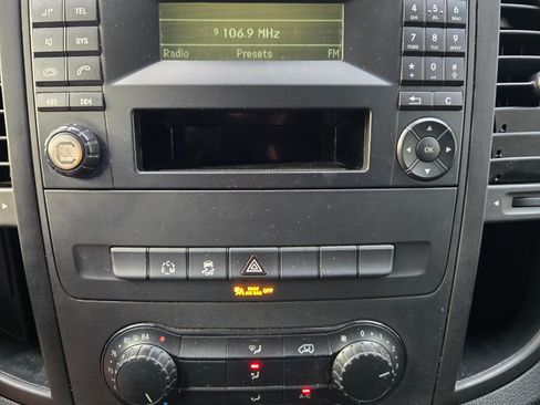 Used 2017 Mercedes-Benz Metris image 18