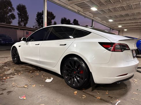 Used 2023 Tesla Model 3 Performance image 6