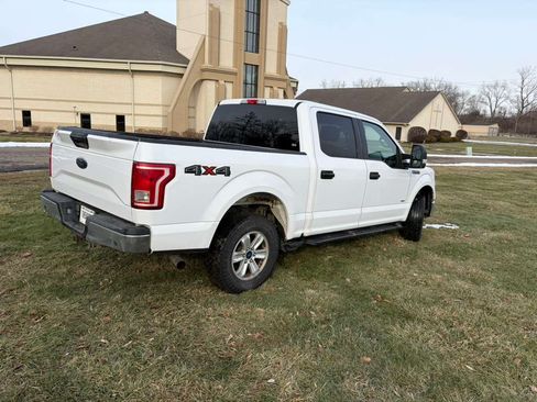 Used 2017 Ford F150 XLT w/ Trailer Tow Package AWD/4WD image 4