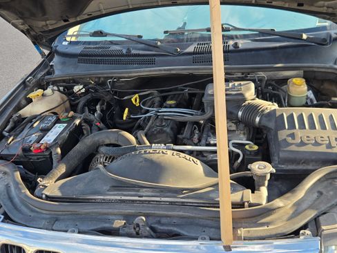 Used 2002 Jeep Grand Cherokee Laredo AWD/4WD image 19