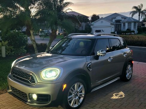 Used 2017 MINI Cooper Countryman S image 4