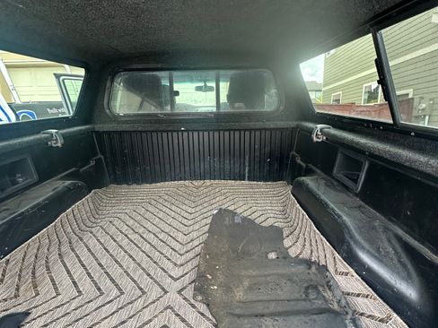 Used 2010 Toyota Tacoma 4x4 Access Cab V6 image 15