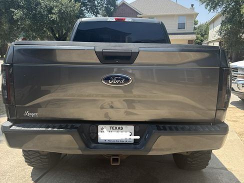 Used 2017 Ford F150 XL w/ Equipment Group 101A Mid RWD image 11