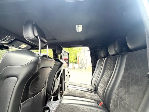 Used 2018 Mercedes-Benz G 550 Squared image 14